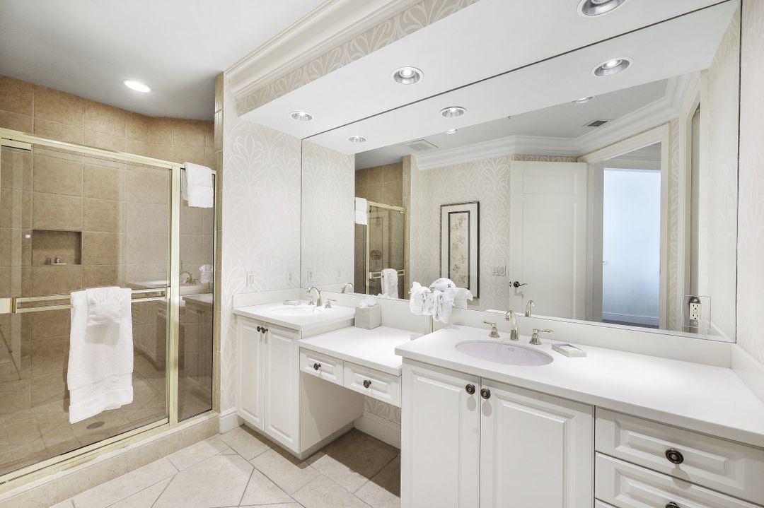 1060 Borghese Ln #1406, Naples, FL 34114