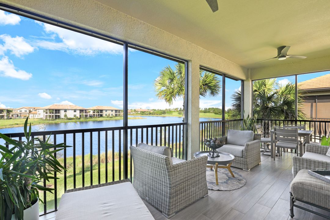 2363 Montserrat Ln #33 -202 , Naples, FL 34120