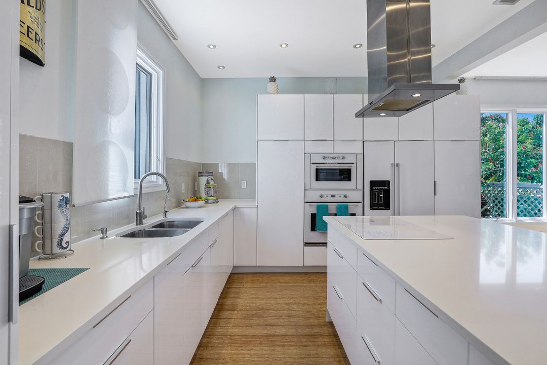 851 Scott Dr, Marco Island, FL 34145