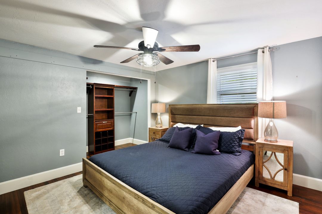 66 River Ct, Naples, FL 34110