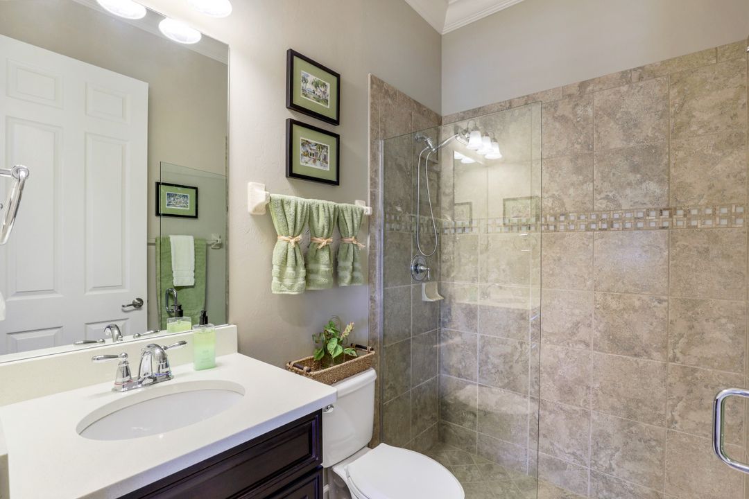 9447 Quarry Dr, Naples, FL 34120