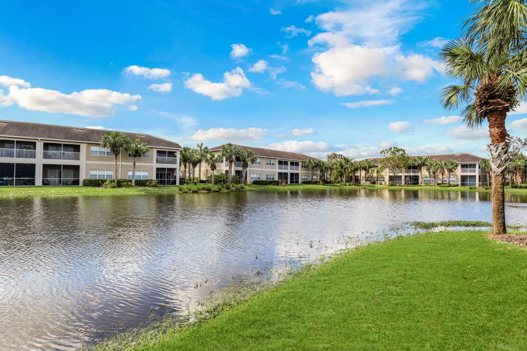 12065 Summergate Cir #202, Fort Myers, FL 33913