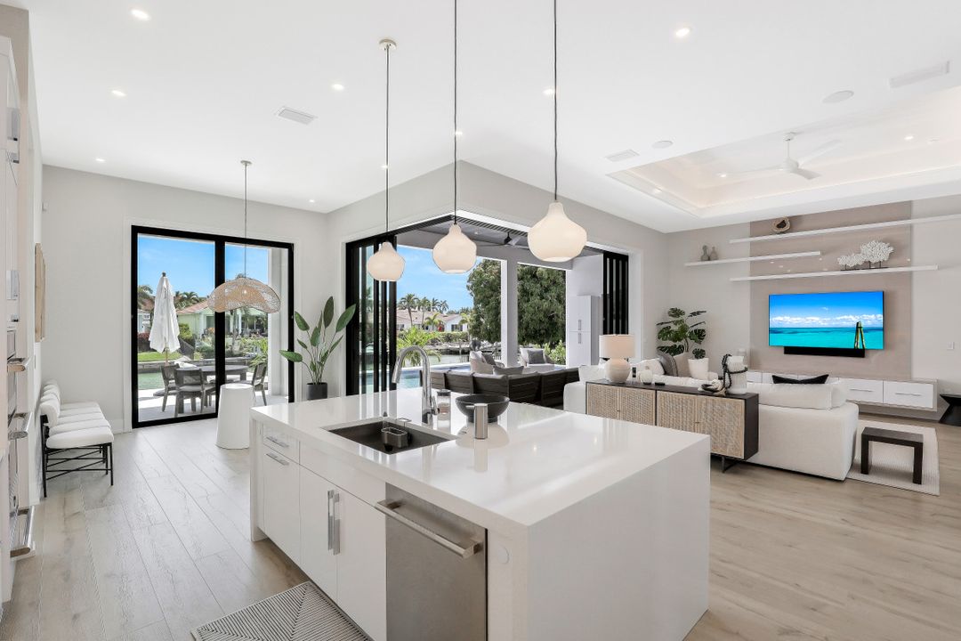 835 Old Marco Ln, Marco Island, FL 34145