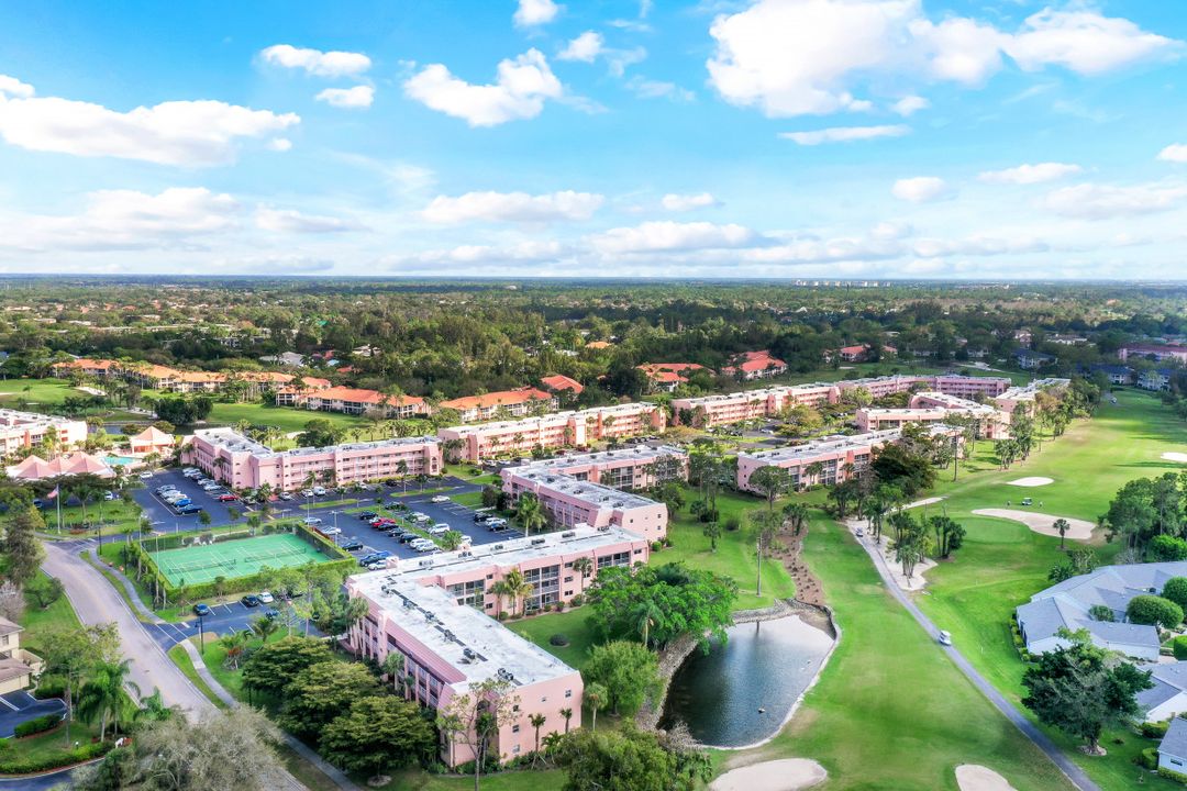 150 Turtle Lake Ct #103, Naples, FL 34105