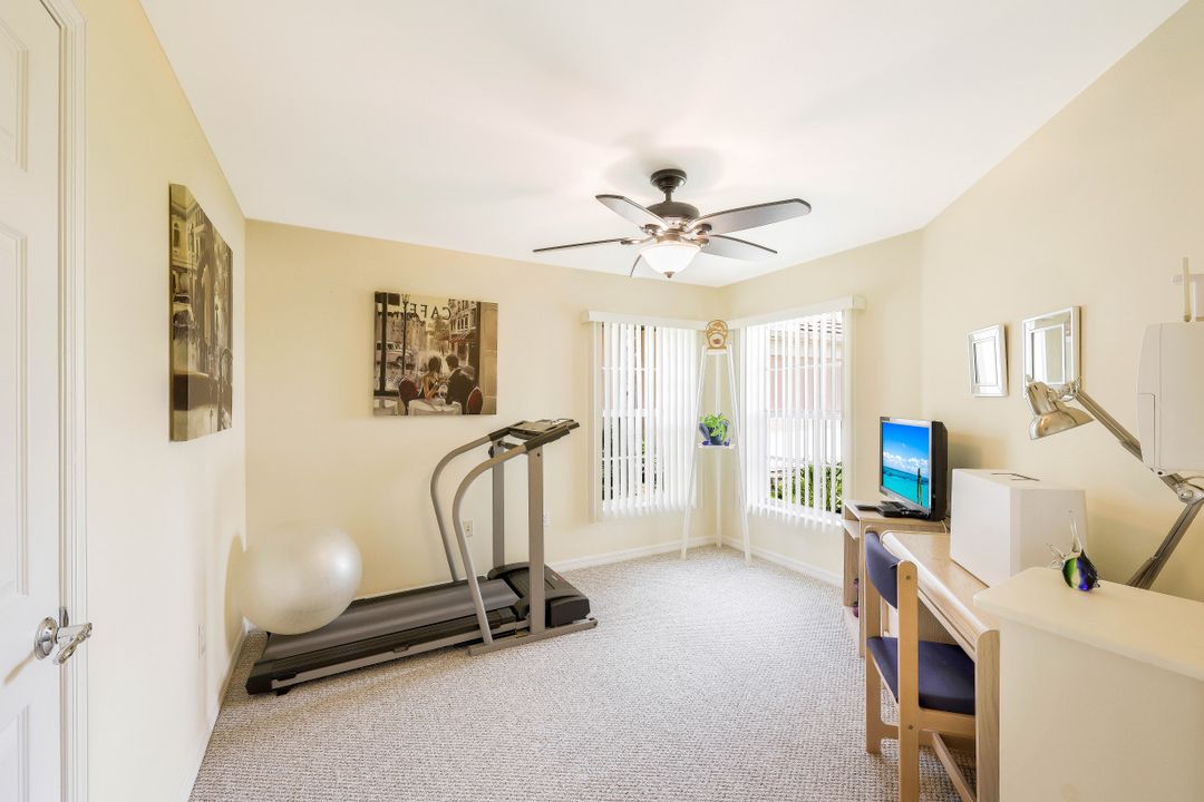 2538 Greendale Pl, Cape Coral, FL 33991