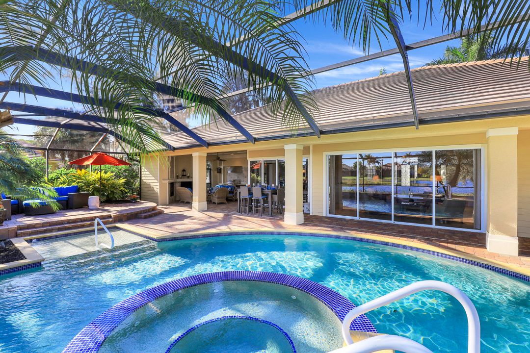 3740 Mossy Oak Dr, Fort Myers, FL 33905