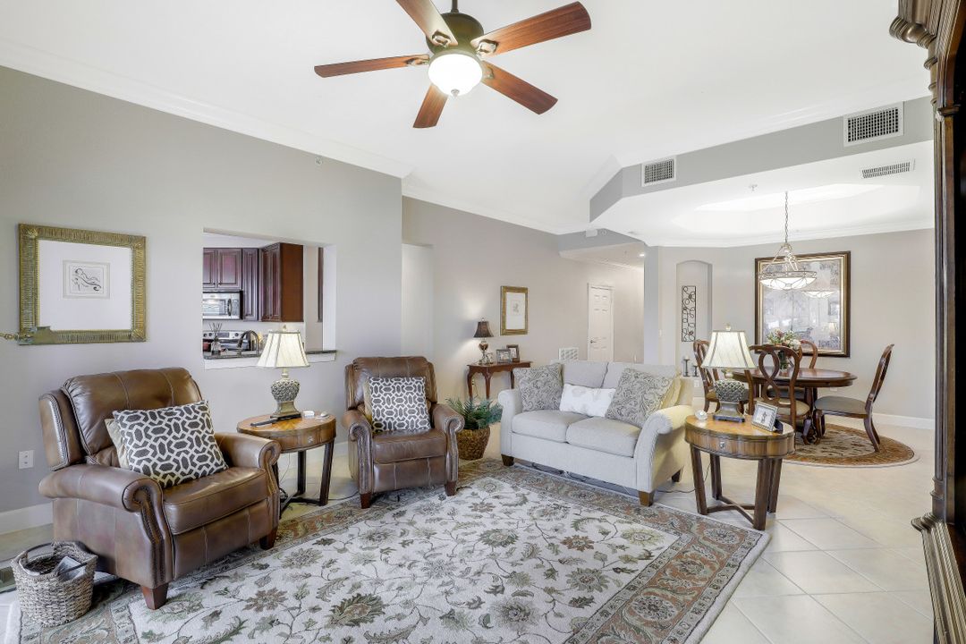 10390 Glastonbury Cir #102, Fort Myers, FL 33913