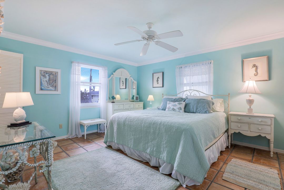 21560 Widgeon Terrace, Fort Myers Beach, FL 33931