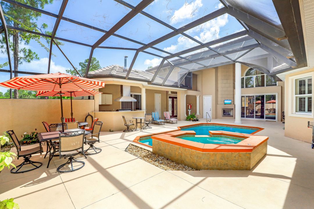 3660 7th Ave NW, Naples, FL 34120