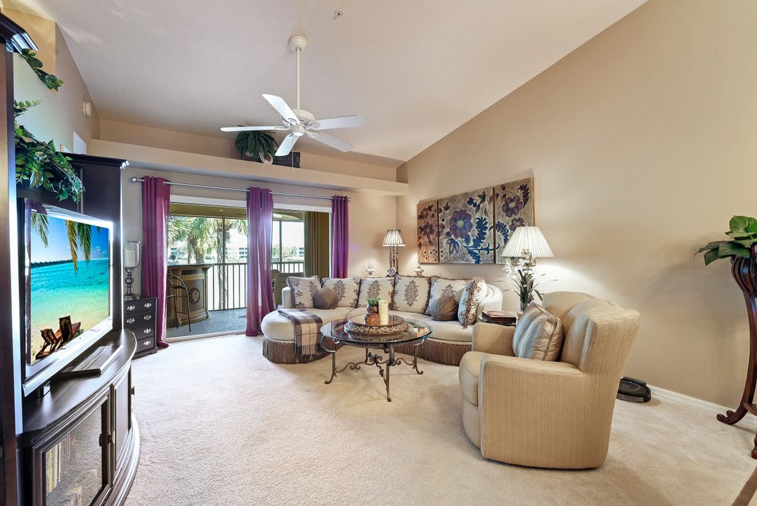 2780 Cypress Trace Cir #2322, Naples, FL 34119