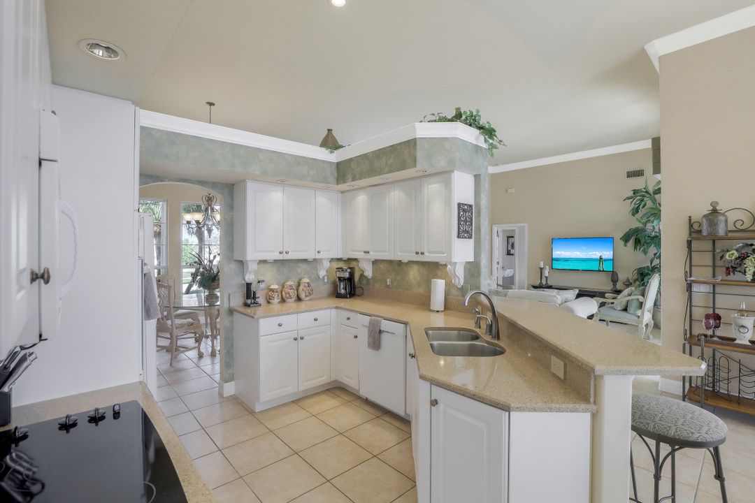 1786 Hummingbird Ct, Marco Island, FL 34145