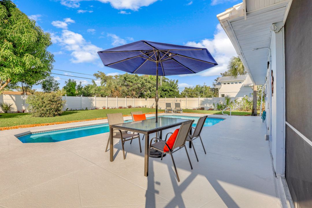 1173 29th Ave N, Naples, FL 34103