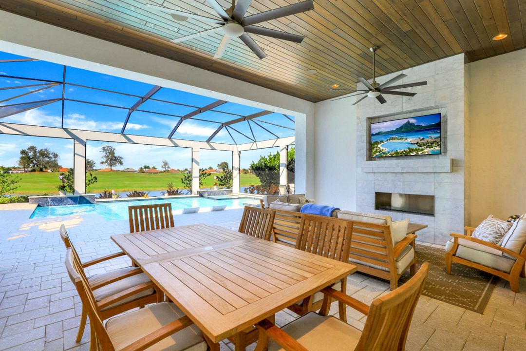 16361 Corsica Way, Naples, FL 34110