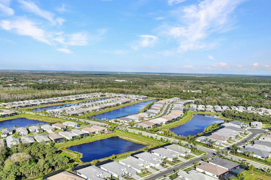 11723 Peony Ter, Naples, FL 34120