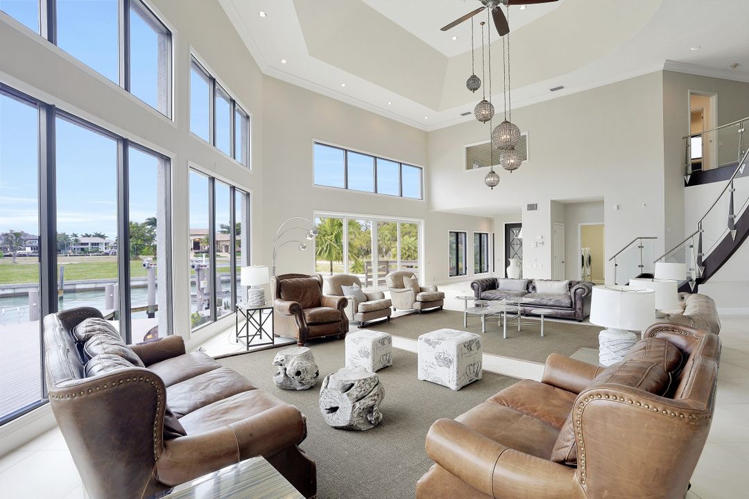 850 Eubanks Ct, Marco Island, FL 34145