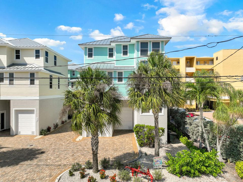 261 Key W Ct, Fort Myers Beach, FL 33931