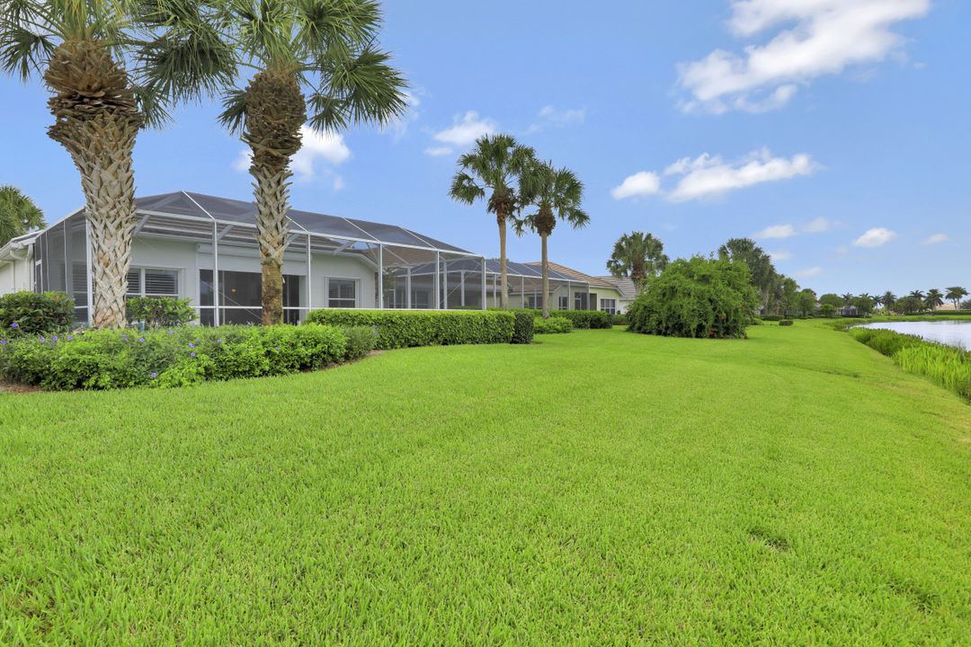 2435 Woodbourne Pl, Cape Coral, FL 33991