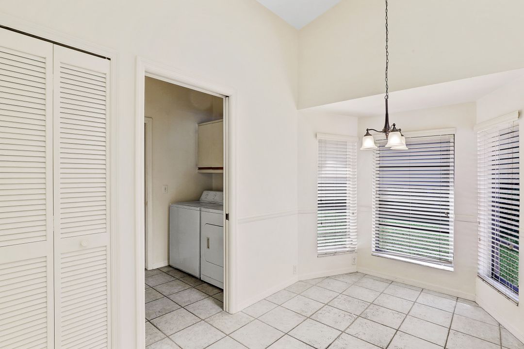 1121 SE 21st St, Cape Coral, FL 33990