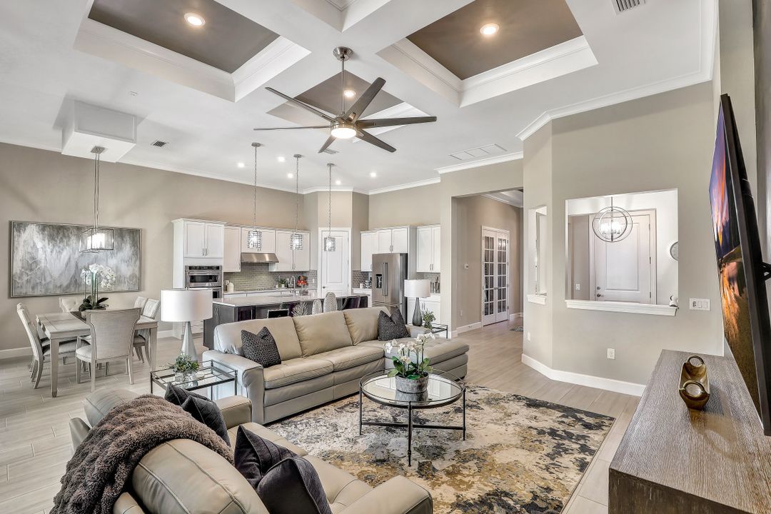 19311 Elston Wy, Estero, FL 33928