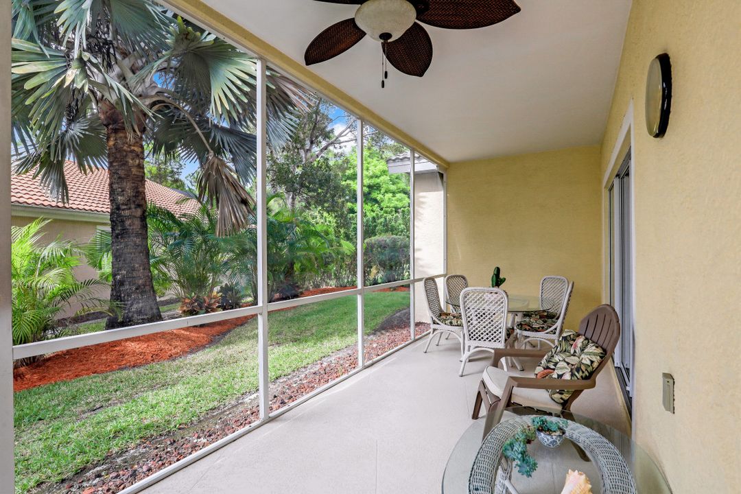 7927 Wexford Dr, Naples, FL 34104