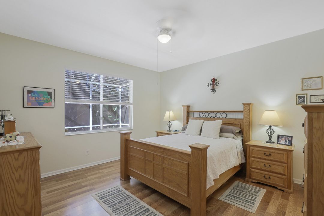 7782 Berkshire Pines Dr, Naples, FL 34104