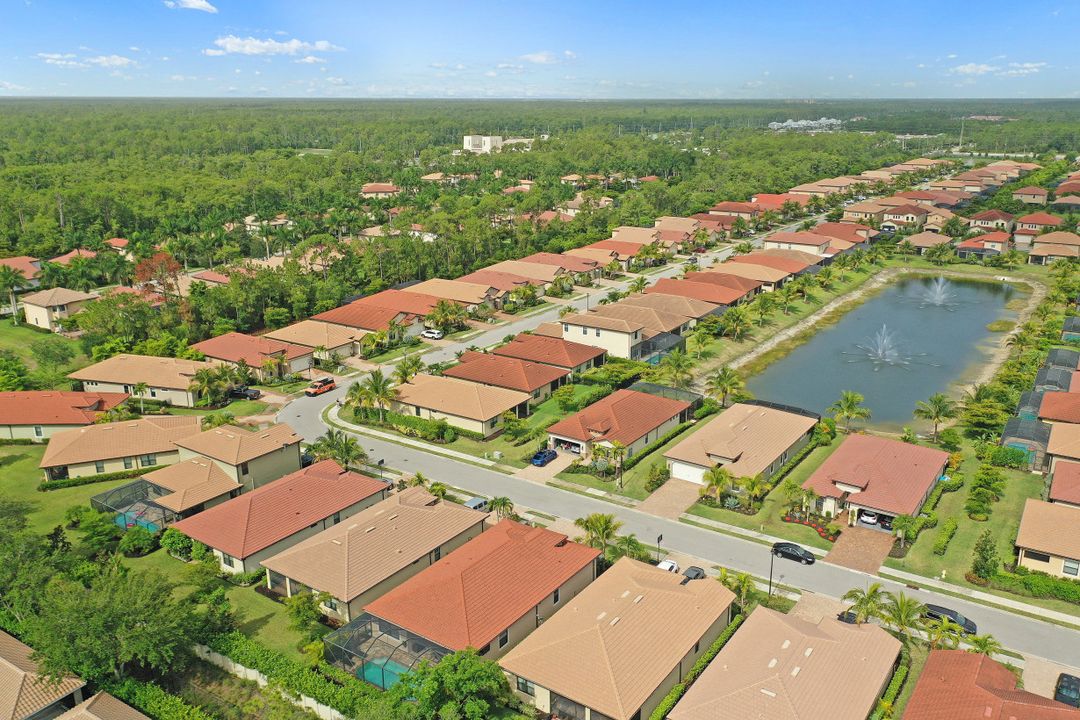 14482 Tuscany Pointe Trail, Naples, FL 34120