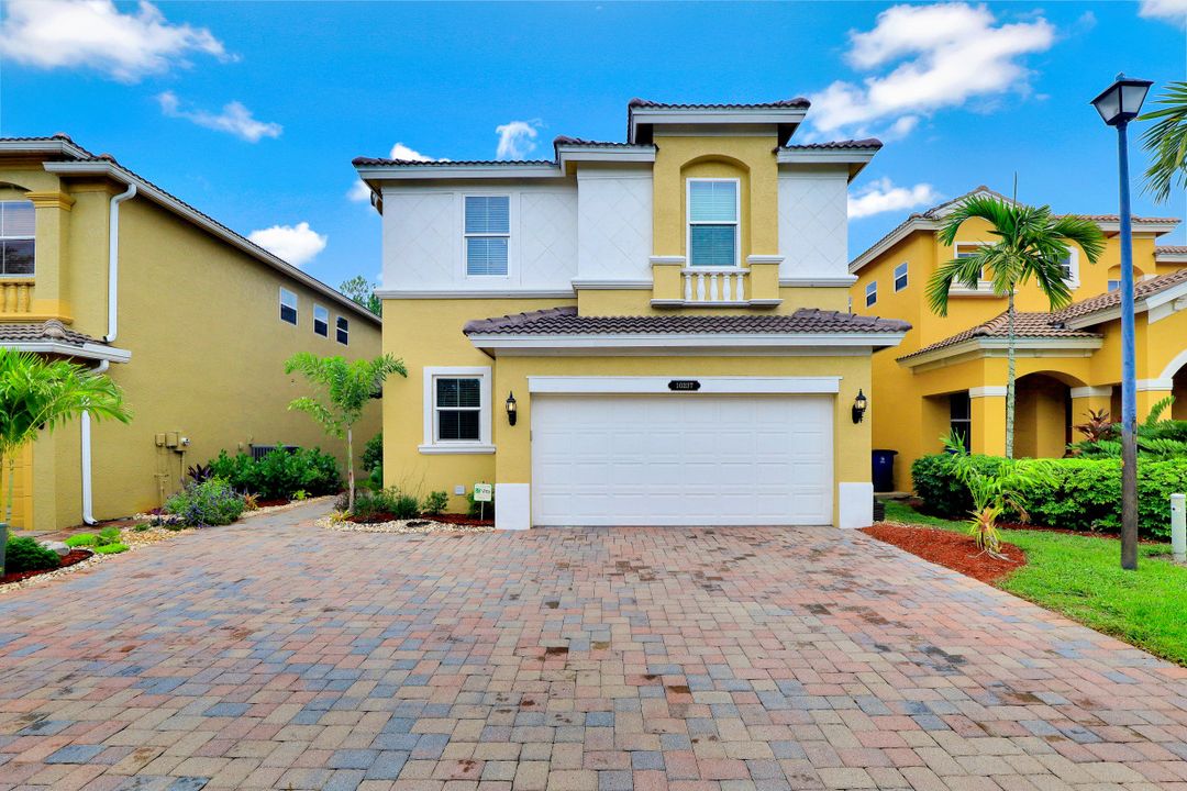 10237 S Silver Palm Dr, Estero, FL 33928