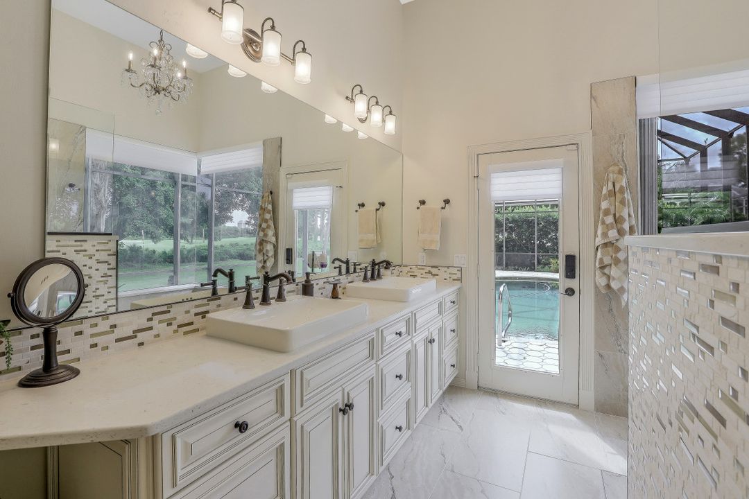 25060 Pennyroyal Dr, Bonita Springs, FL 34134