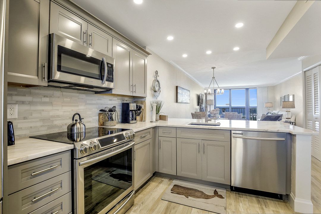 440 Seaview Ct #1205, Marco Island, FL 34145