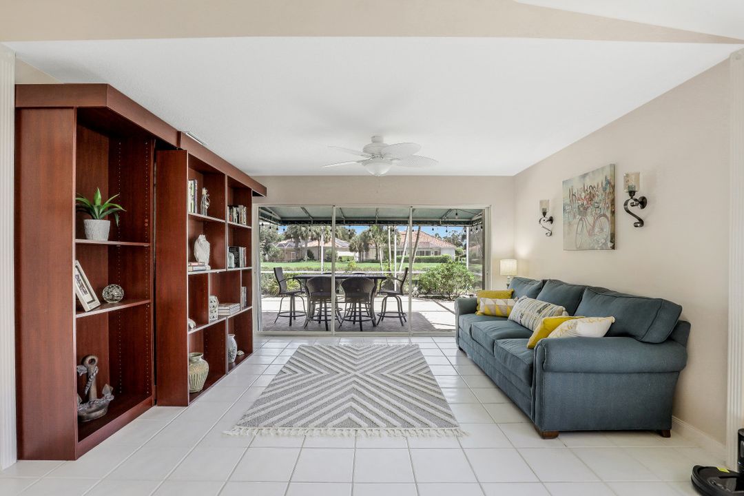 3687 El Segundo Ct, Naples, FL 34109