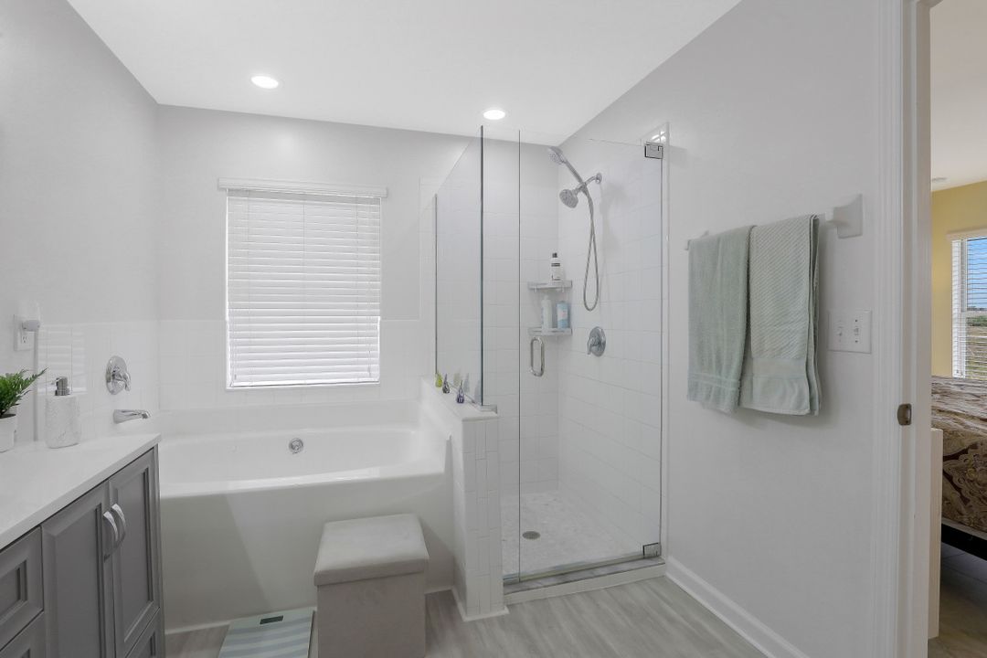 308 NW 22nd Ct, Cape Coral, FL 33993