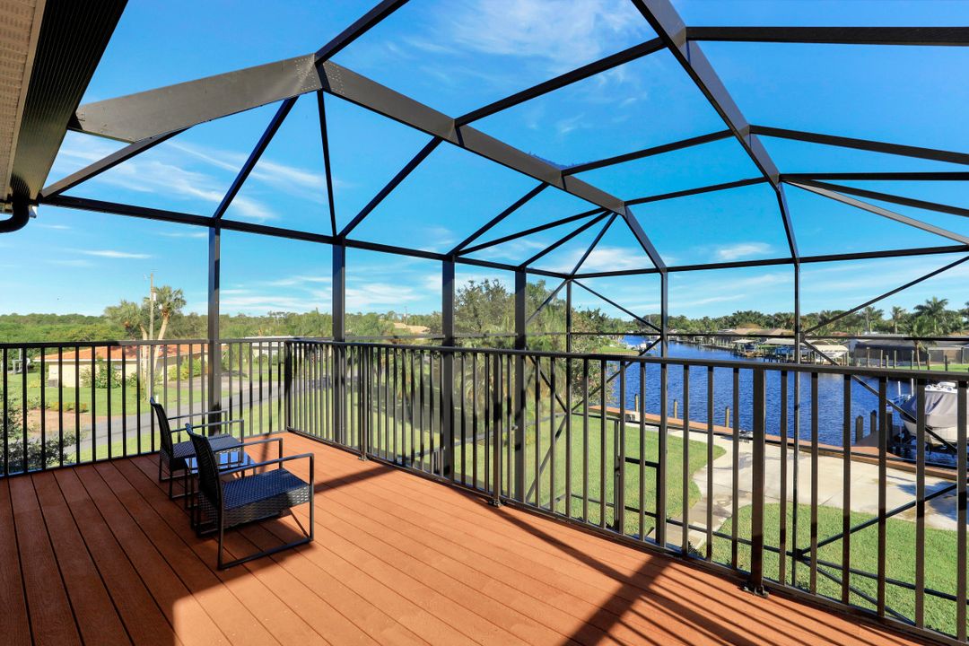 2126 Clubhouse Rd, North Fort Myers, FL 33917