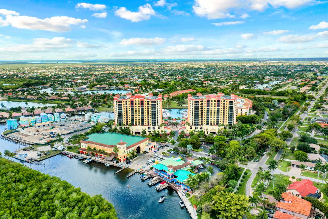 5704 Cape Harbour Dr #308, Cape Coral, FL 33914