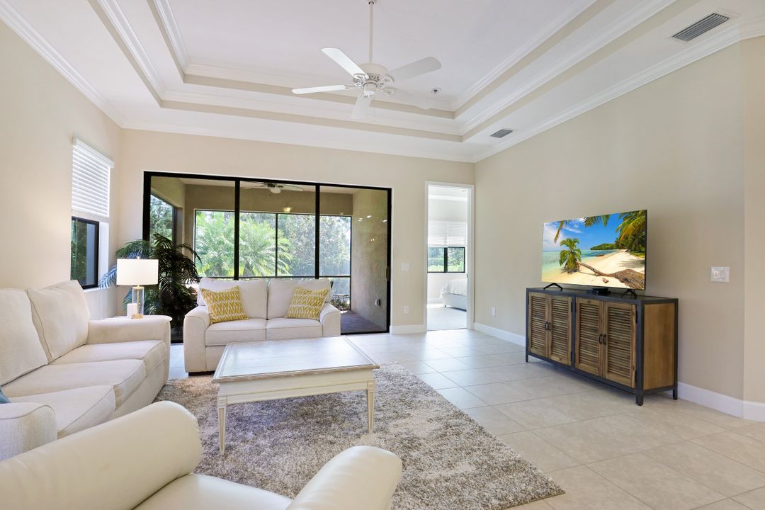 9181 Isla Bella Cir, Bonita Springs, FL 34135