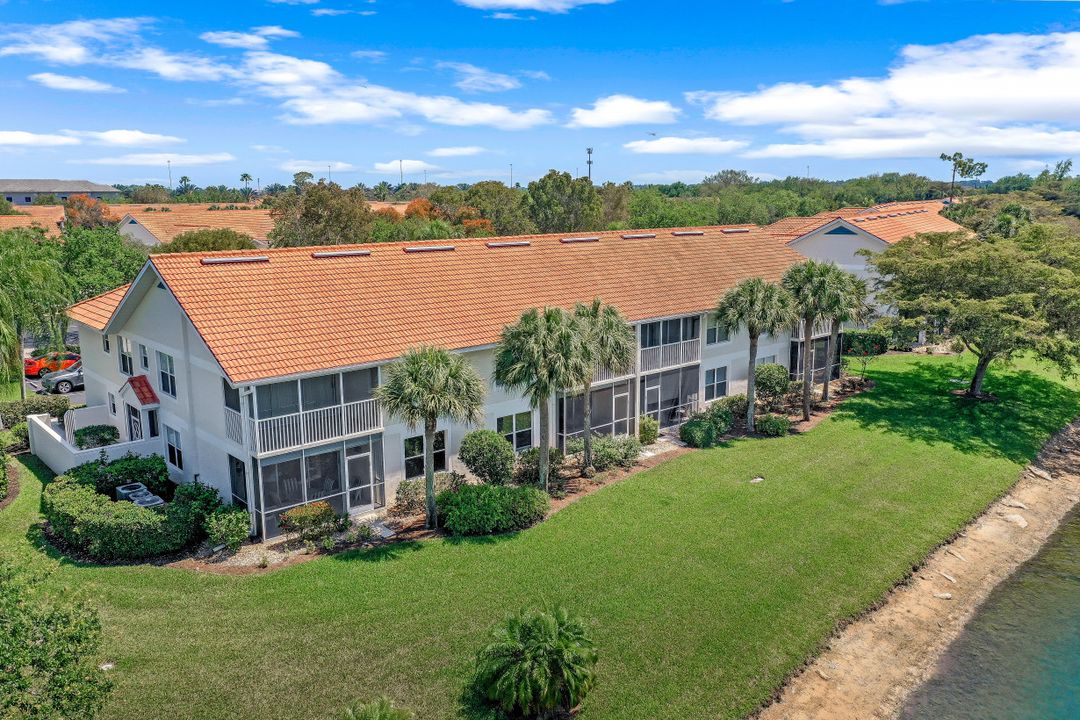 5015 Cedar Springs Dr #104, Naples, FL 34110