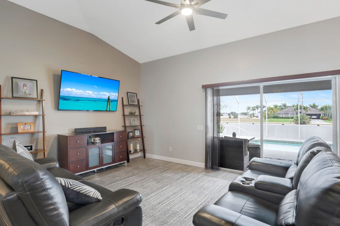 4130 NW 32nd Ln, Cape Coral, FL 33993