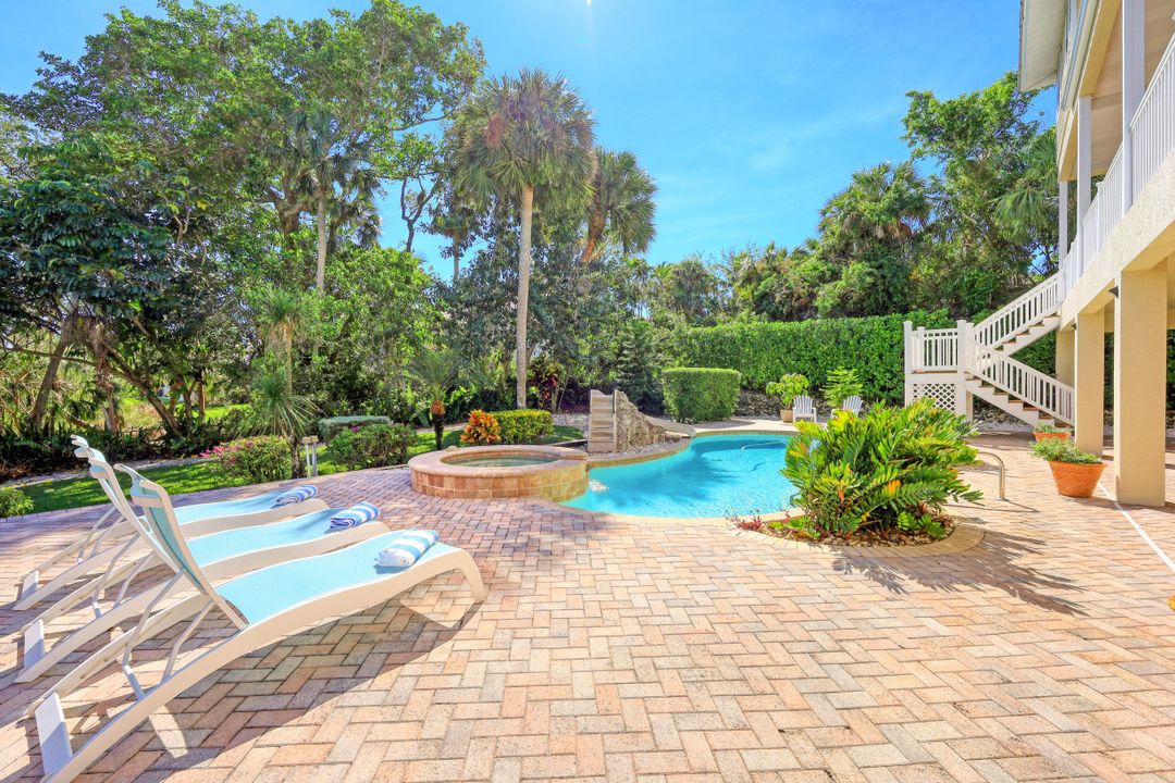 1811 Dade Ct, Marco Island, FL 34145