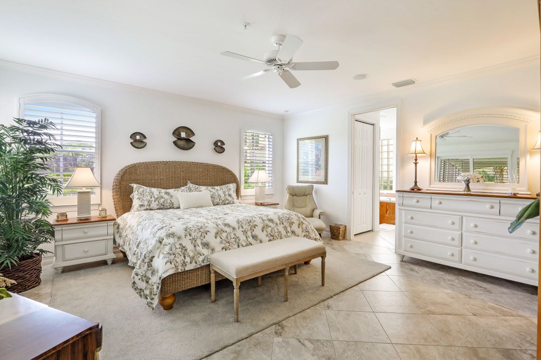 2625 Estrella Dr #101, Naples, FL 34109