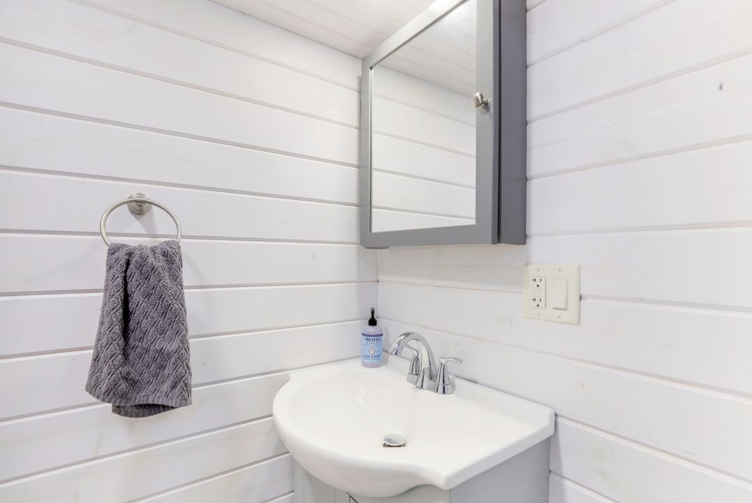 3914 SE 4th Ave, Cape Coral, FL 33904