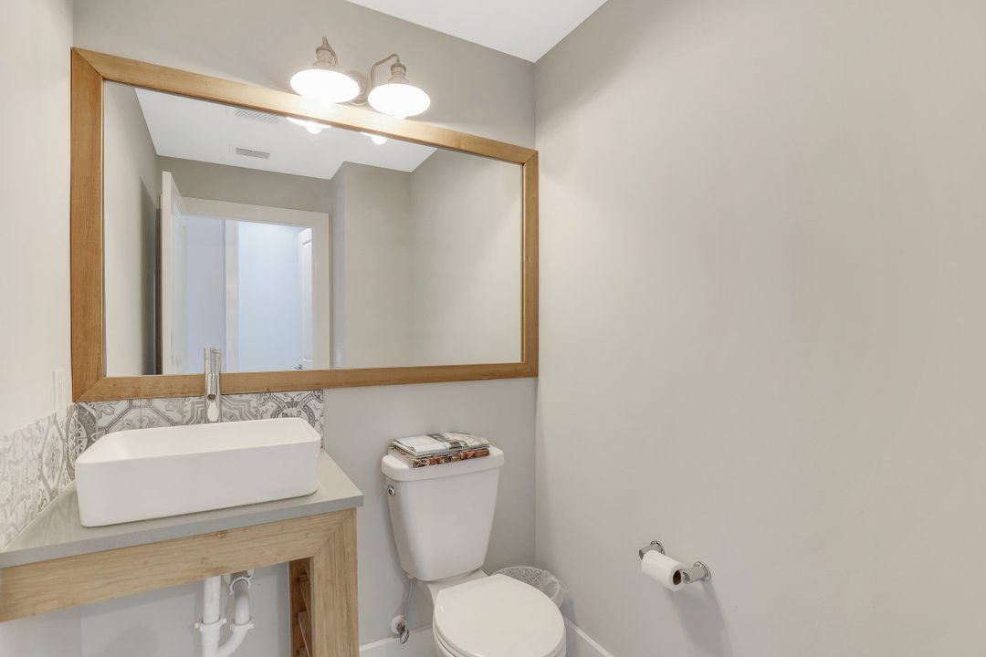 255 Columbus Way, Marco Island, FL 34145