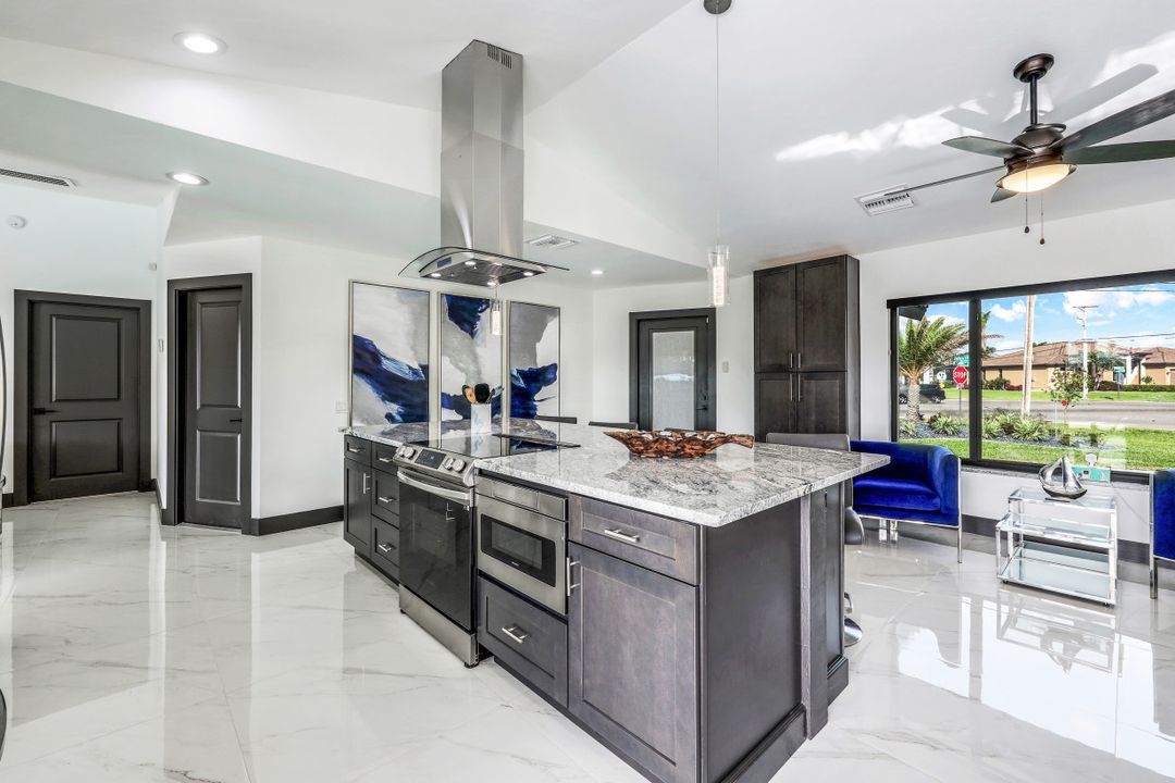 5501 Chiquita Blvd S, Cape Coral, FL 33914