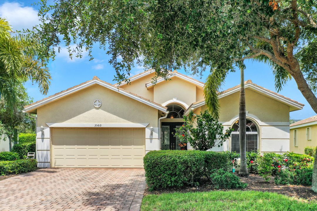 3560 Dandolo Cir, Cape Coral, FL 33909