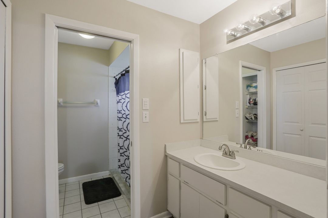 17384 Delaware Rd, Fort Myers, FL 33967