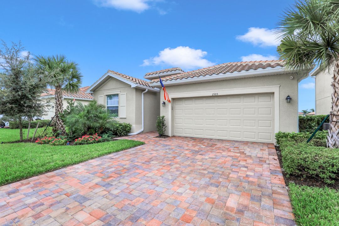 2105 Clementine St, Naples, FL 34120