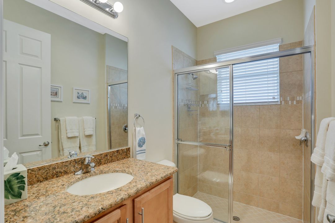 11222 Yellow Poplar Dr, Fort Myers, FL 33913