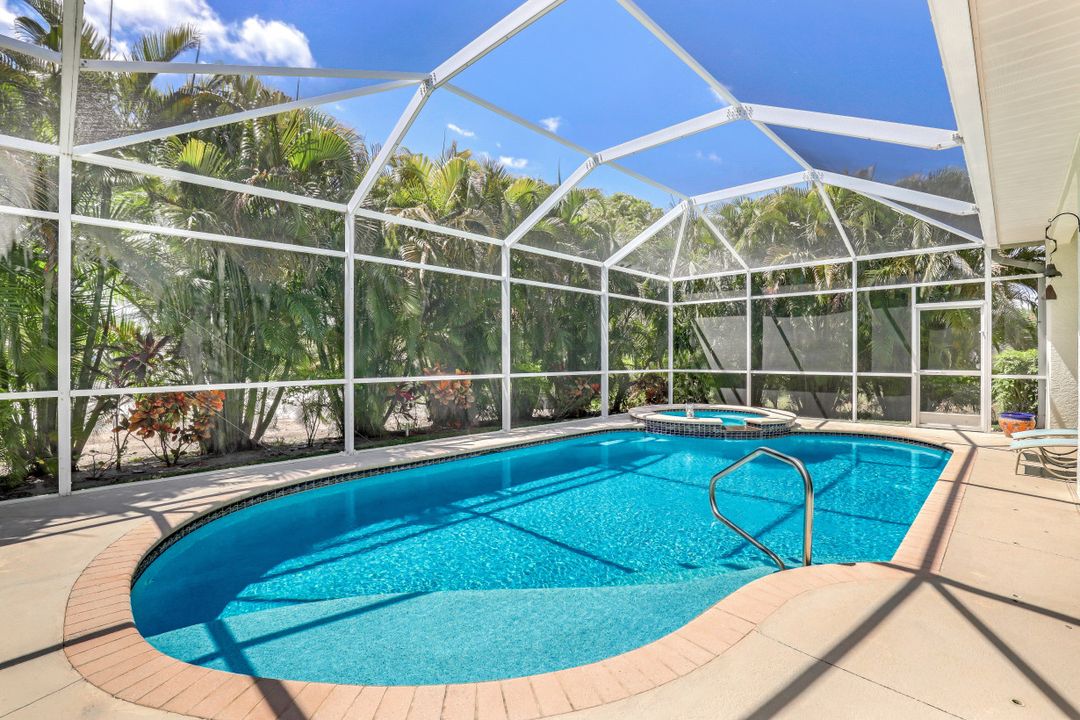 5218 SW 24th Ave, Cape Coral, FL 33914