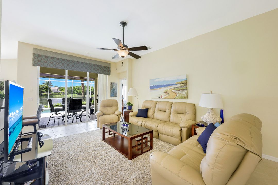 2538 Greendale Pl, Cape Coral, FL 33991