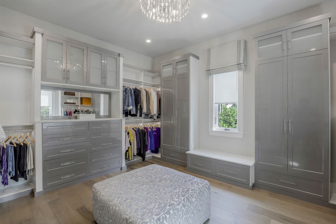 5937 Sunnyslope Dr, Naples, FL 34119