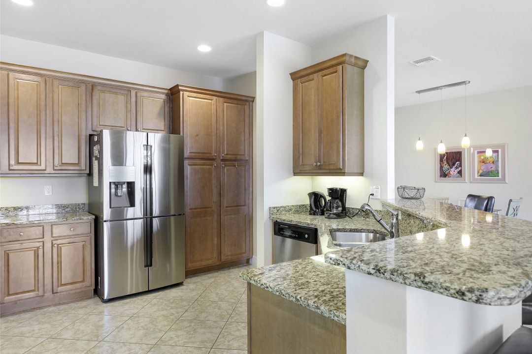 10119 Mimosa Silk Dr, Fort Myers, FL 33913