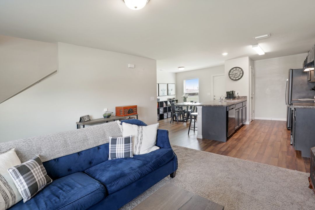 1926 NW 22nd Ave, Cape Coral, FL 33993